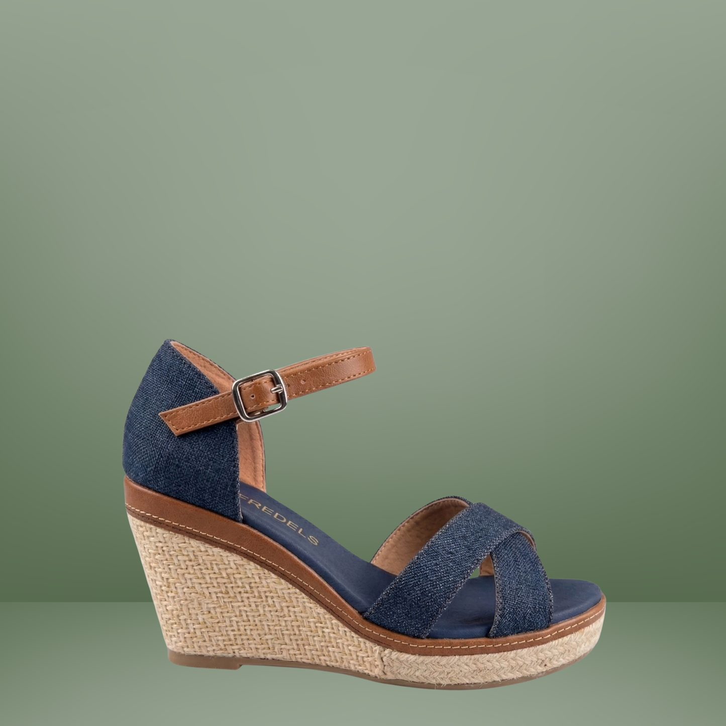 Sandalia beige casual para dama Fredels- 7074