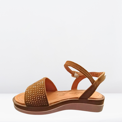 Sandalias Beenclass con detalles de tachuelas doradas-19881