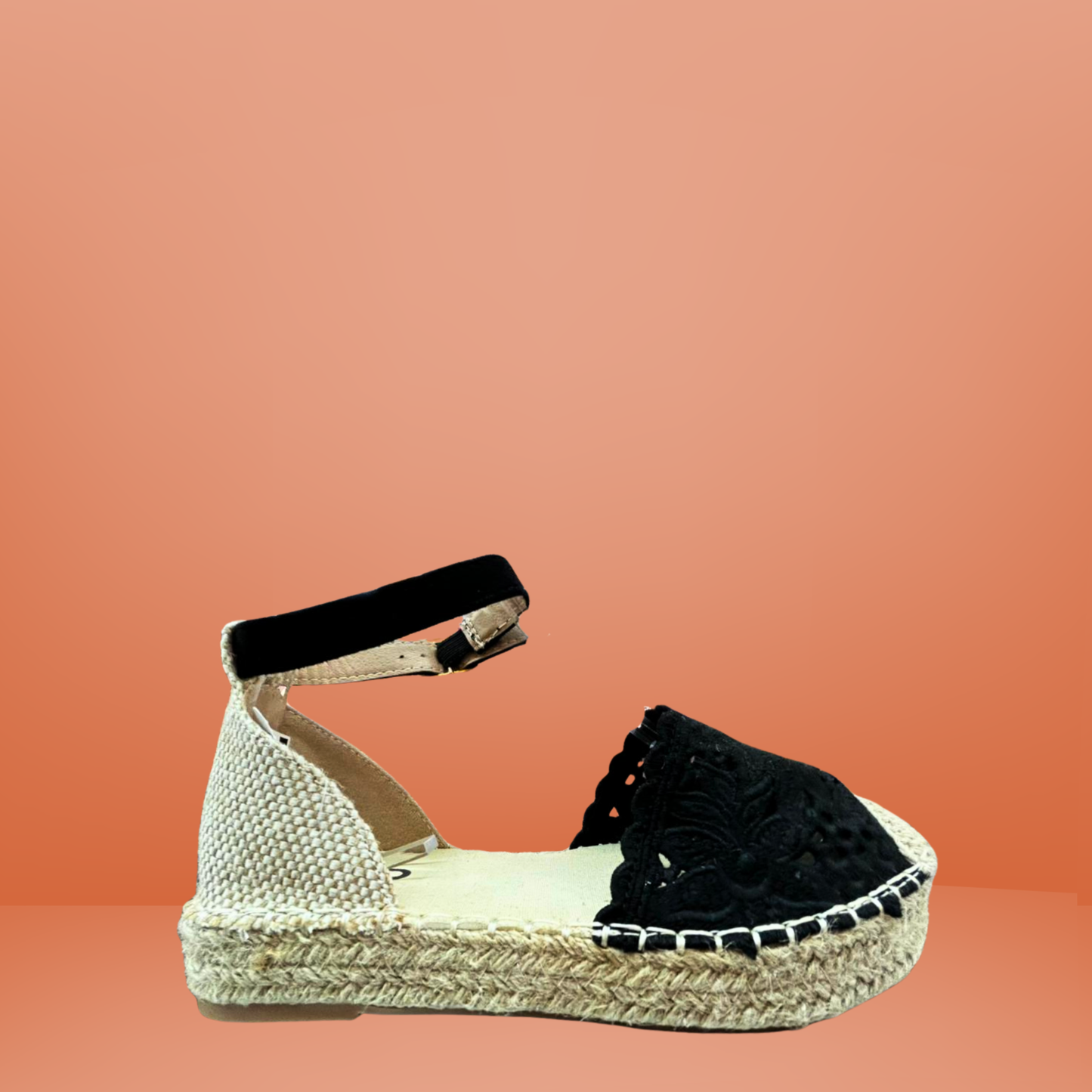 Sandalia tipo alpargata con bordado floral - 683410