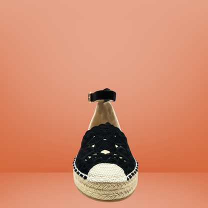 Sandalia tipo alpargata con bordado floral - 683410