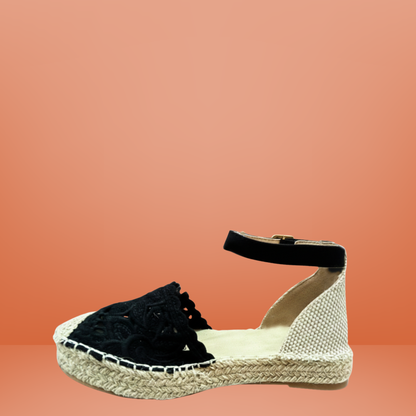 Sandalia tipo alpargata con bordado floral - 683410